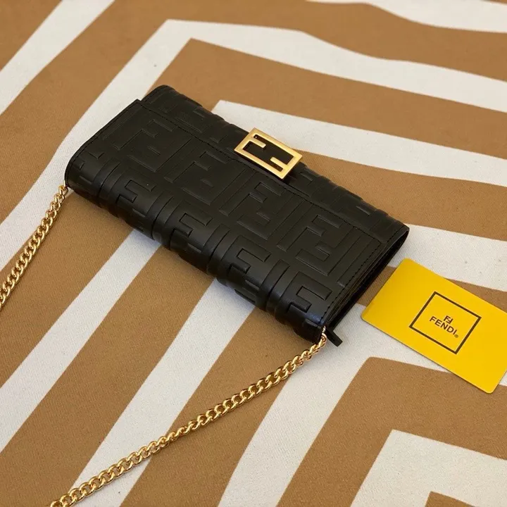 スーパーコピー フェンディ キーホルダー