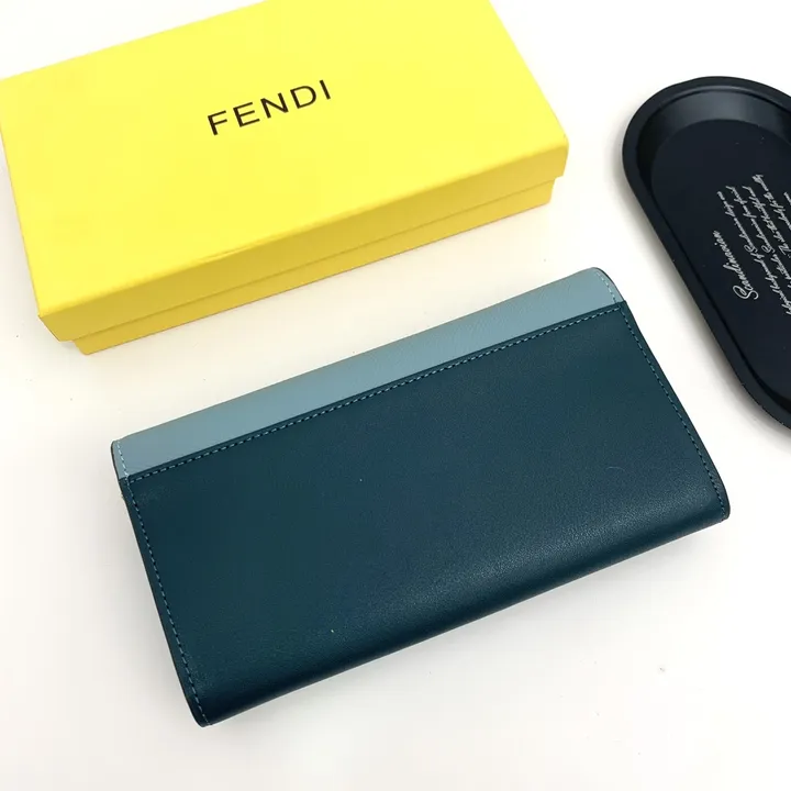 スーパーコピー フェンディ キーホルダー