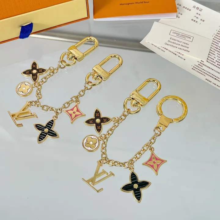 スーパーコピー ルイヴィトン キーホルダー