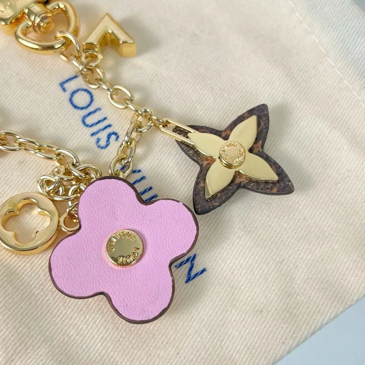 スーパーコピー ルイヴィトン キーホルダー