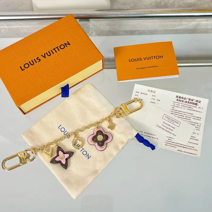 スーパーコピー ルイヴィトン キーホルダー
