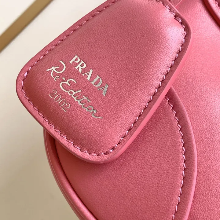 スーパーコピー プラダ キーホルダー