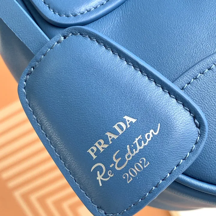 スーパーコピー プラダ キーホルダー