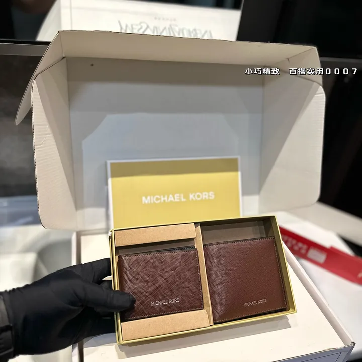 スーパーコピー マイケルコース キーホルダー