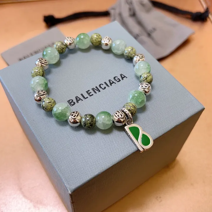 スーパーコピー バレンシアガ キーホルダー