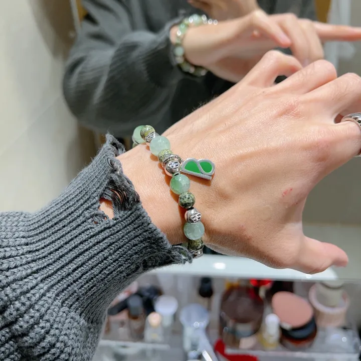 スーパーコピー バレンシアガ キーホルダー