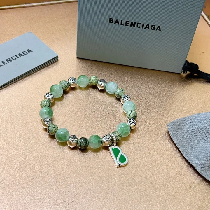 スーパーコピー バレンシアガ キーホルダー