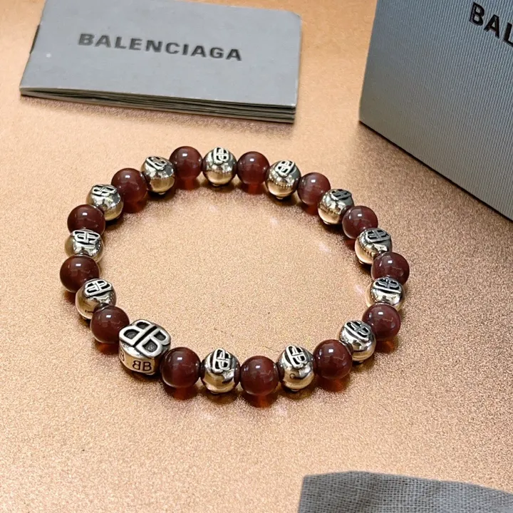 スーパーコピー バレンシアガ キーホルダー