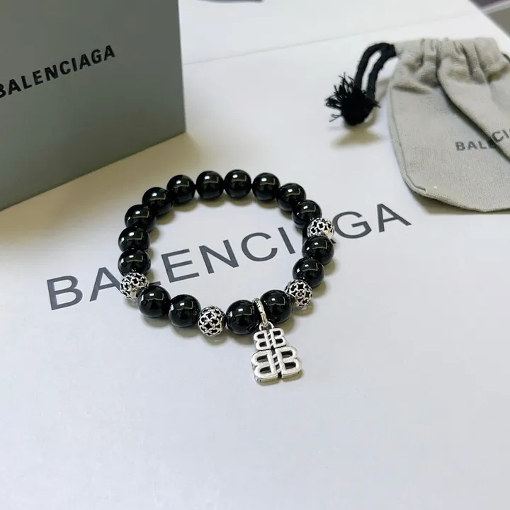 スーパーコピー バレンシアガ キーホルダー