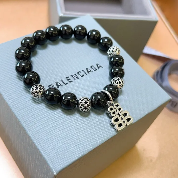 スーパーコピー バレンシアガ キーホルダー