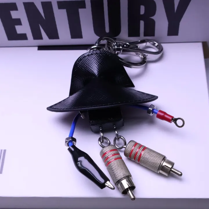 スーパーコピー プラダ キーホルダー