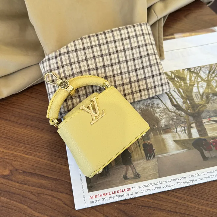 スーパーコピー ルイヴィトン キーホルダー