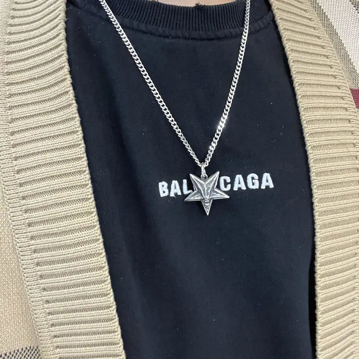 スーパーコピー バレンシアガ キーホルダー