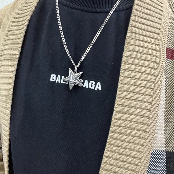 スーパーコピー バレンシアガ キーホルダー