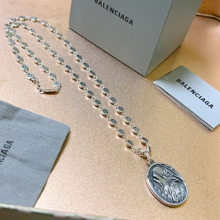 スーパーコピー バレンシアガ キーホルダー