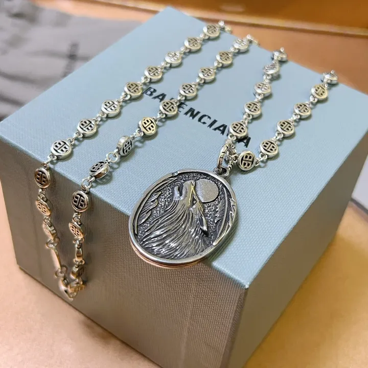 スーパーコピー バレンシアガ キーホルダー