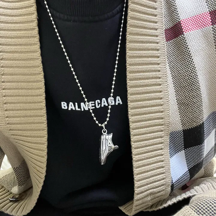 スーパーコピー バレンシアガ キーホルダー