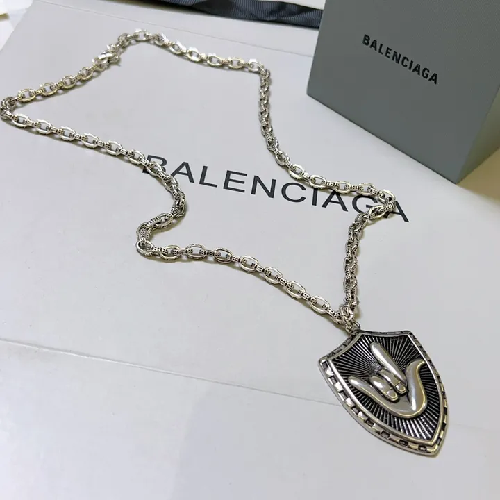 スーパーコピー バレンシアガ キーホルダー