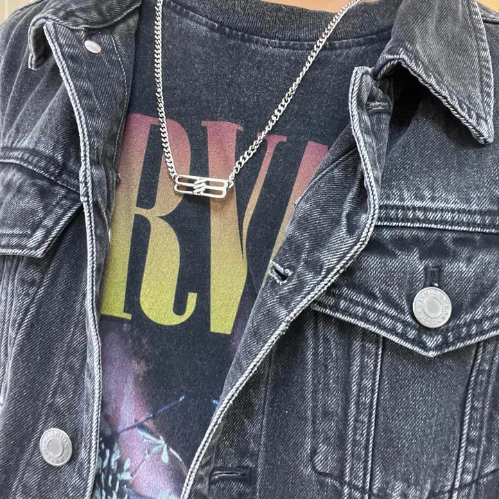 スーパーコピー バレンシアガ キーホルダー