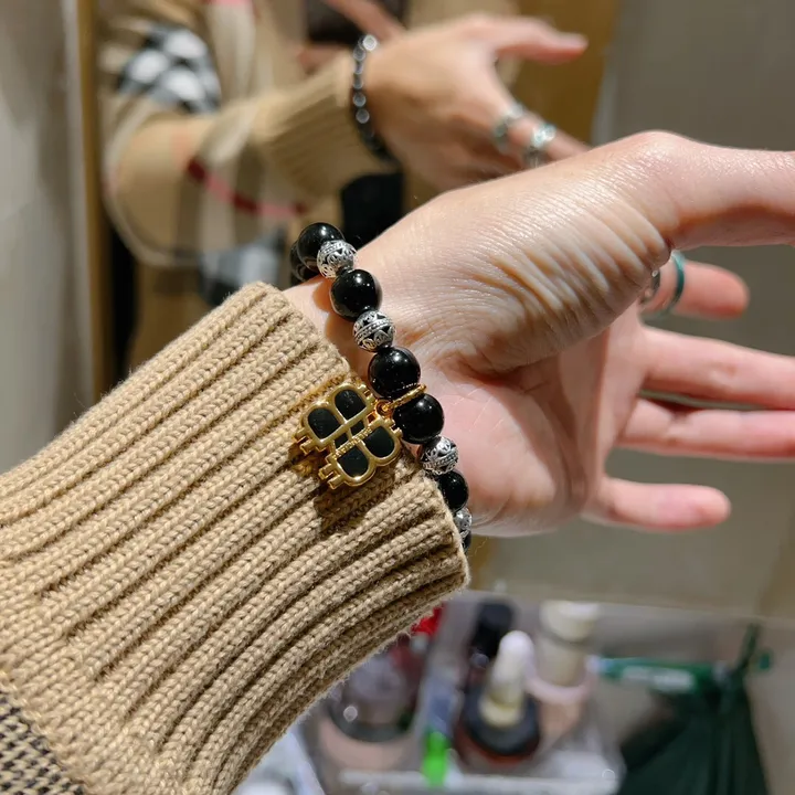 スーパーコピー バレンシアガ キーホルダー