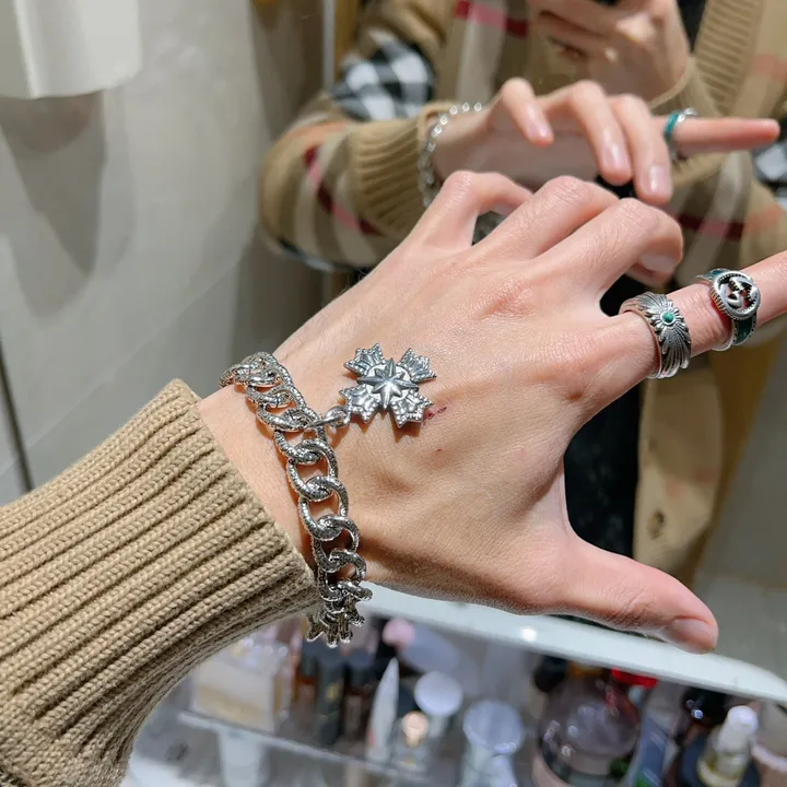 スーパーコピー バレンシアガ キーホルダー