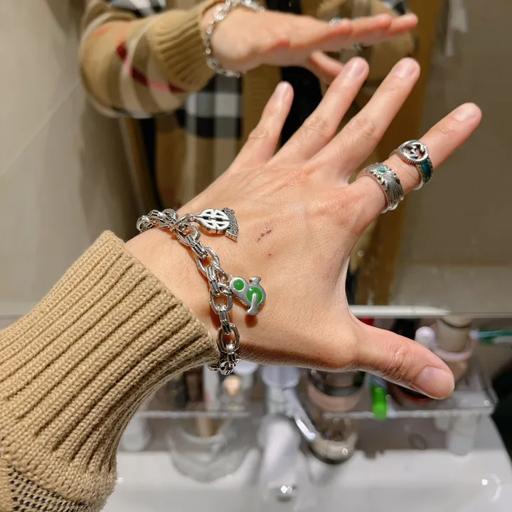 スーパーコピー バレンシアガ キーホルダー