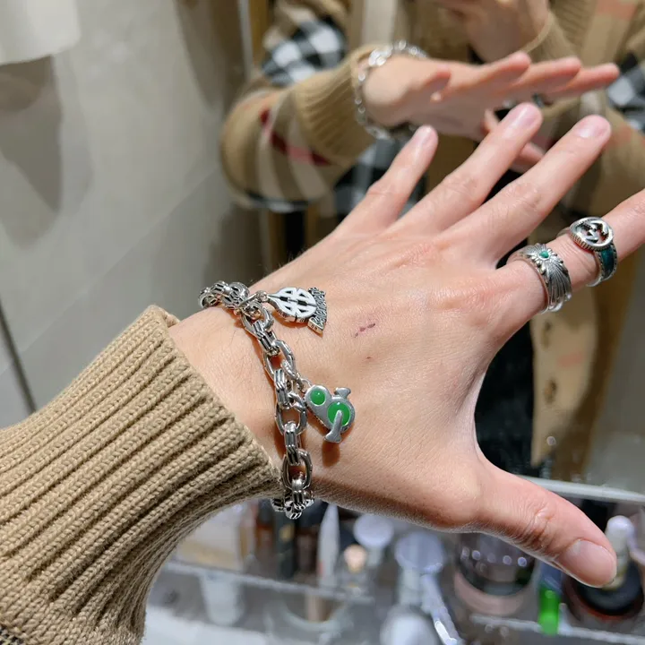 スーパーコピー バレンシアガ キーホルダー