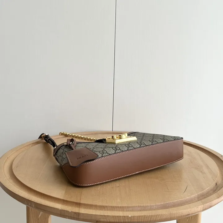 スーパーコピー グッチ キーホルダー