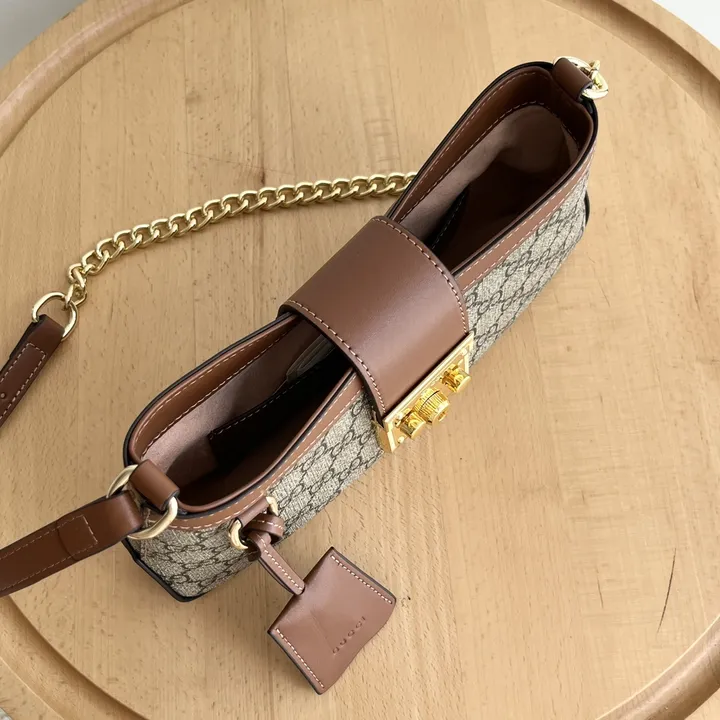 スーパーコピー グッチ キーホルダー