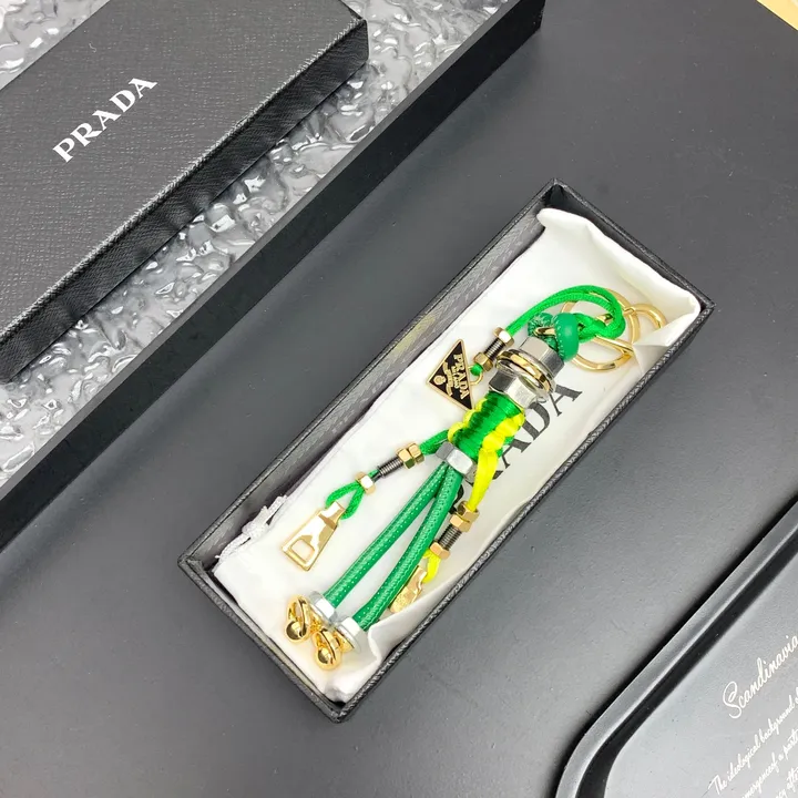 スーパーコピー プラダ キーホルダー