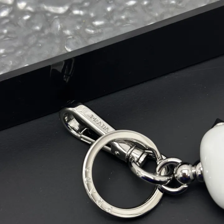 スーパーコピー プラダ キーホルダー