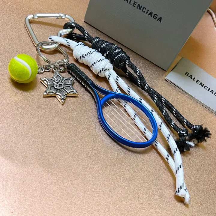 スーパーコピー バレンシアガ キーホルダー