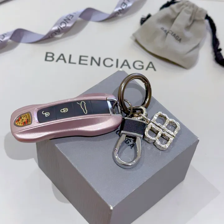 スーパーコピー バレンシアガ キーホルダー