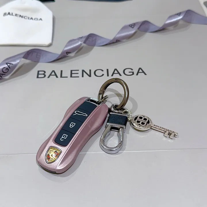 スーパーコピー バレンシアガ キーホルダー