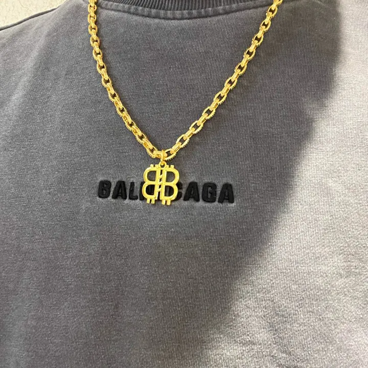 スーパーコピー バレンシアガ キーホルダー