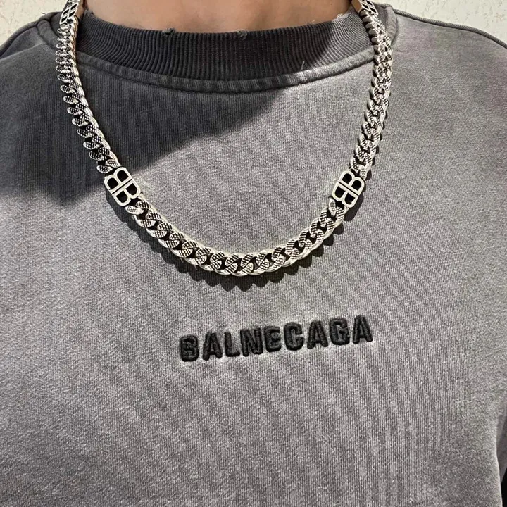 スーパーコピー バレンシアガ キーホルダー