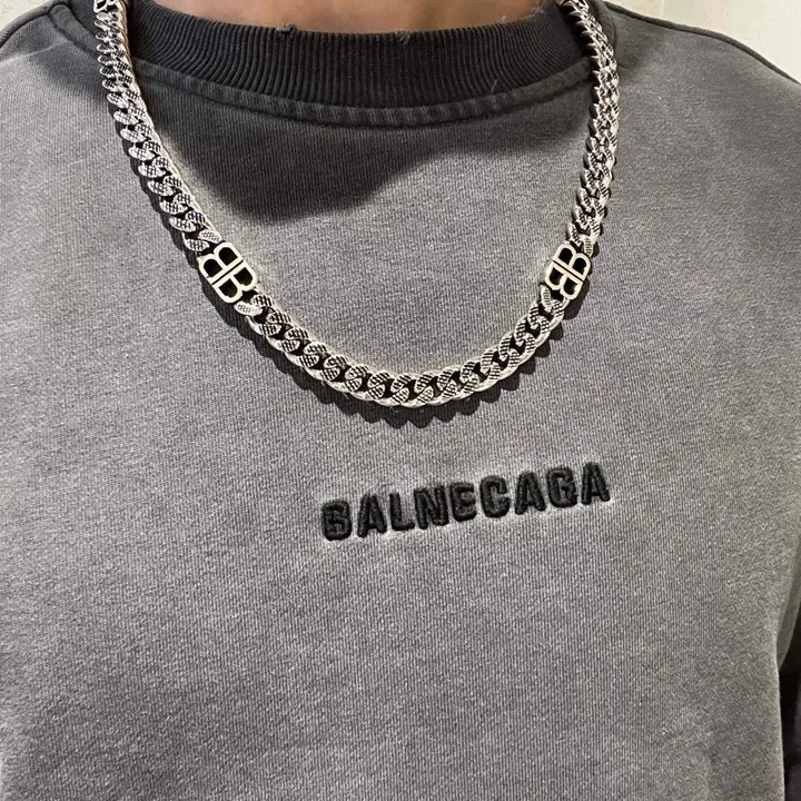 スーパーコピー バレンシアガ キーホルダー