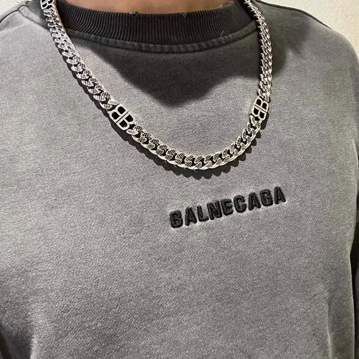 スーパーコピー バレンシアガ キーホルダー