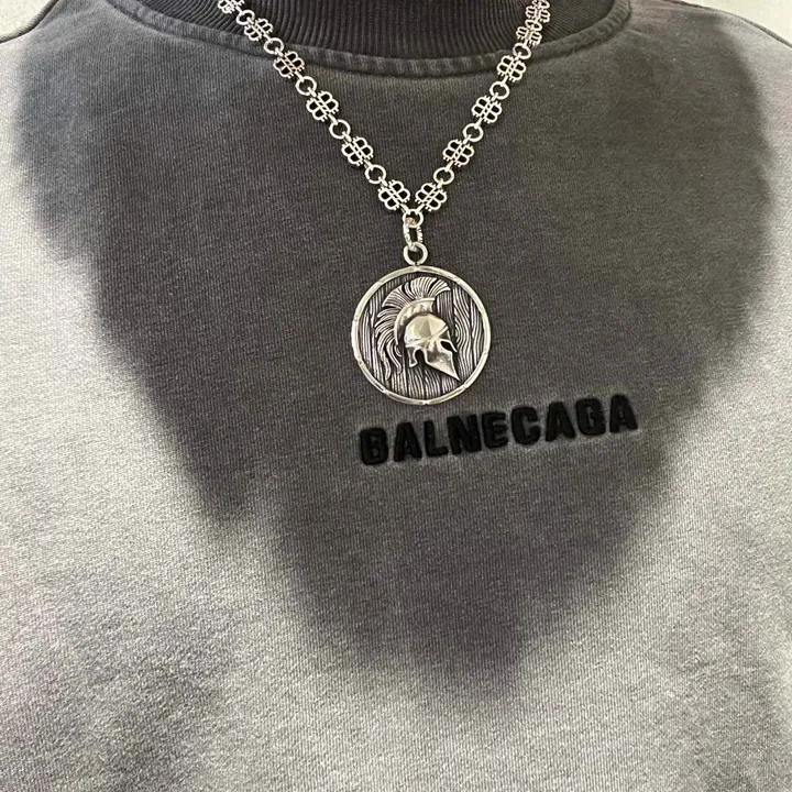 スーパーコピー バレンシアガ キーホルダー