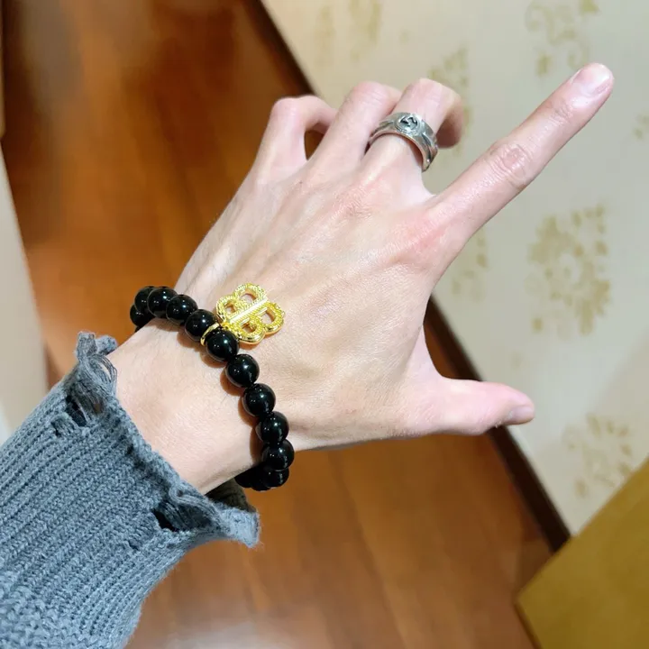 スーパーコピー バレンシアガ キーホルダー