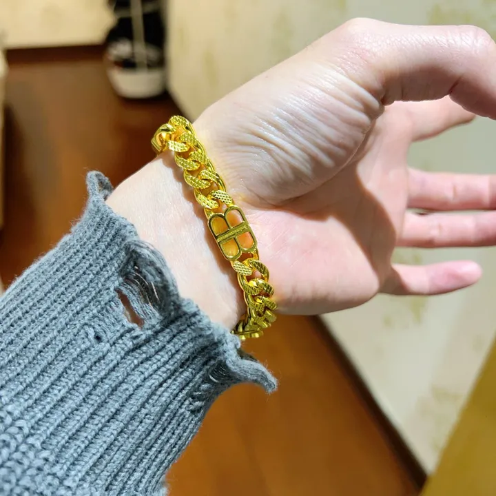 スーパーコピー バレンシアガ キーホルダー