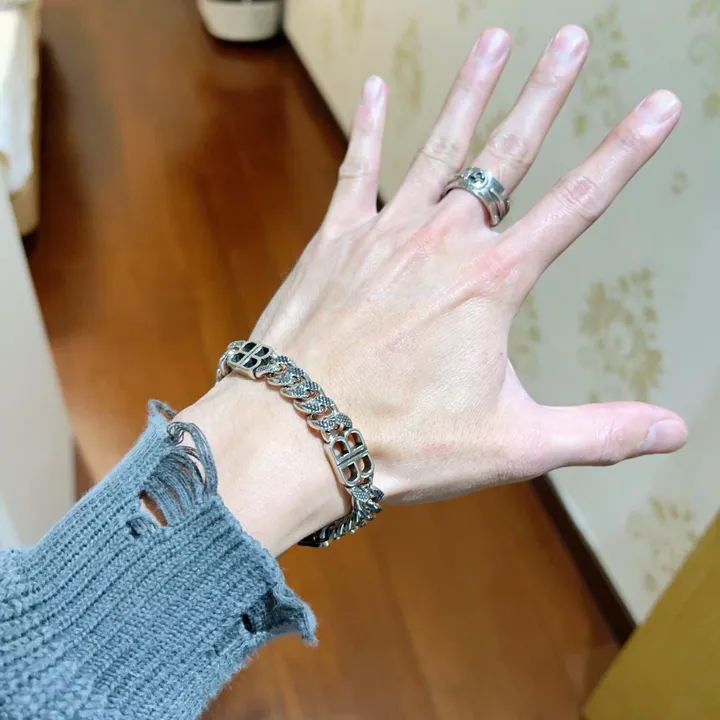 スーパーコピー バレンシアガ キーホルダー