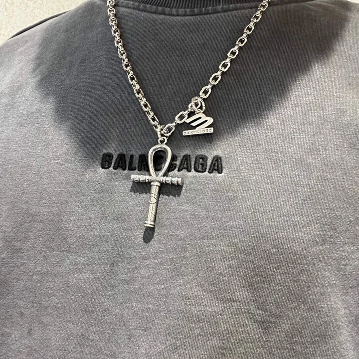 スーパーコピー バレンシアガ キーホルダー