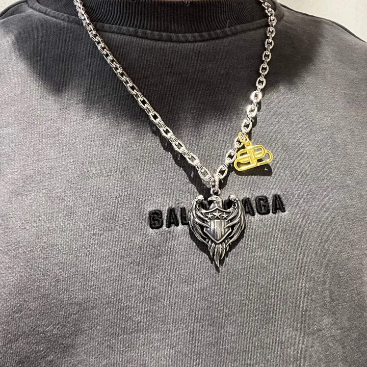 スーパーコピー バレンシアガ キーホルダー