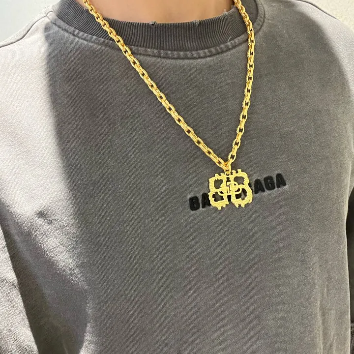 スーパーコピー バレンシアガ キーホルダー