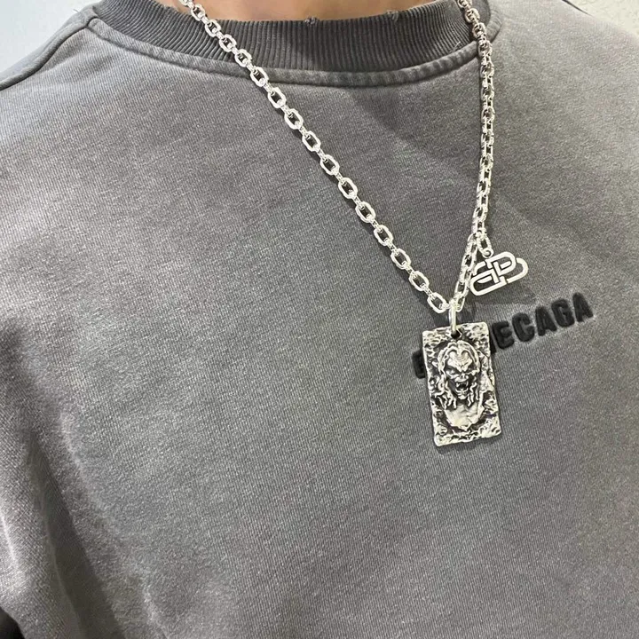 スーパーコピー バレンシアガ キーホルダー