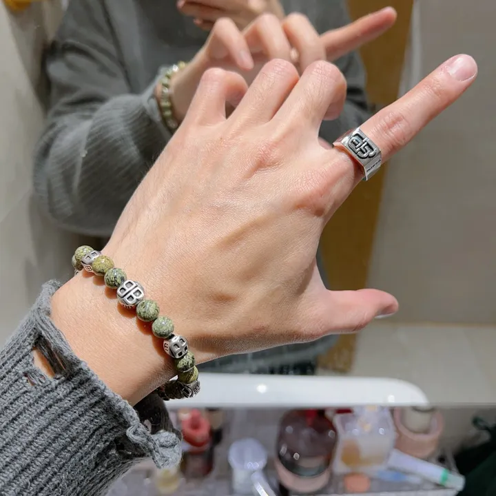 スーパーコピー バレンシアガ キーホルダー