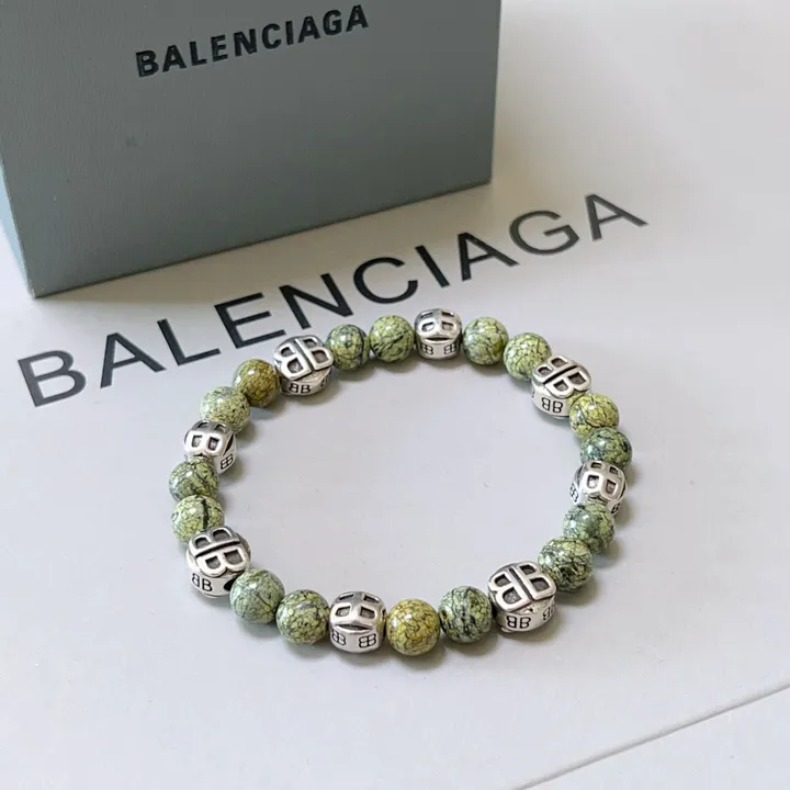 スーパーコピー バレンシアガ キーホルダー