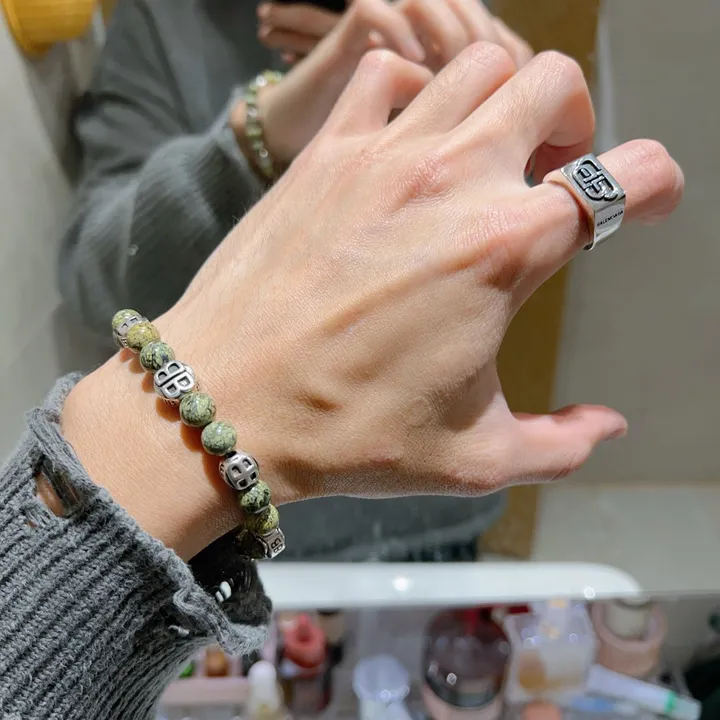 スーパーコピー バレンシアガ キーホルダー