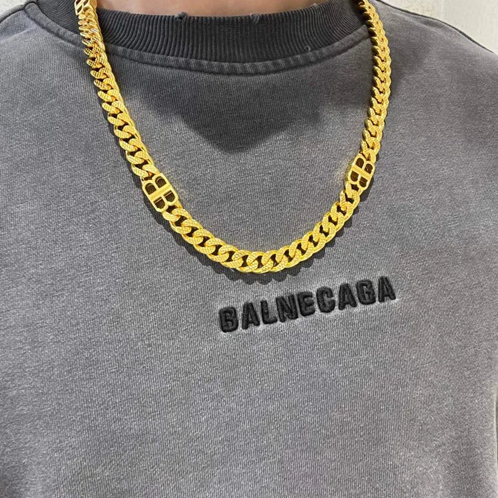 スーパーコピー バレンシアガ キーホルダー